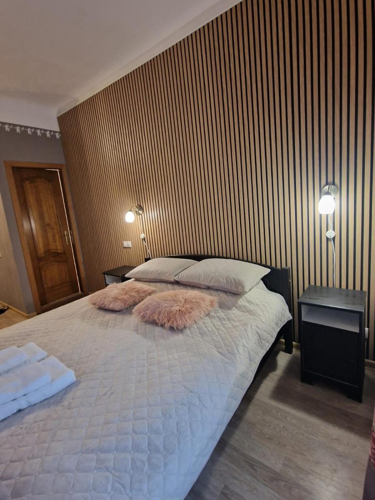 Rigas 20/1 Apartaments Cēsis Buitenkant foto